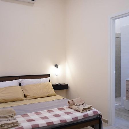 Giulia'S Home เนเปิลส์ ภายนอก รูปภาพ